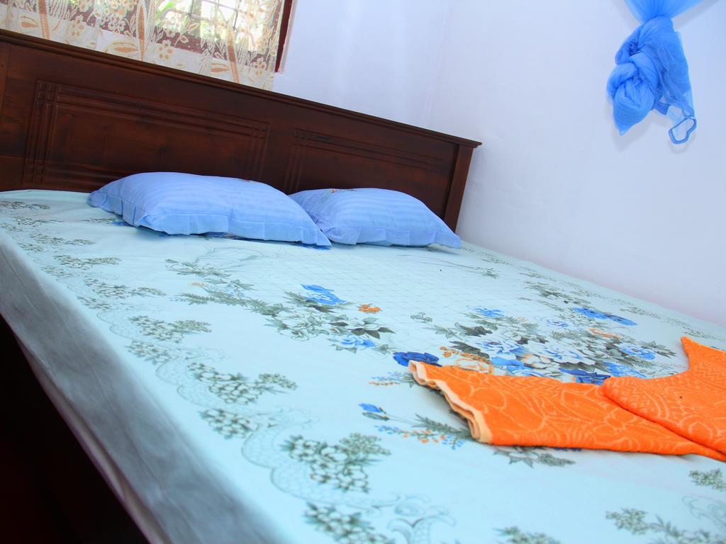 Dilan Guest Bed & Breakfast Mirissa Exterior foto